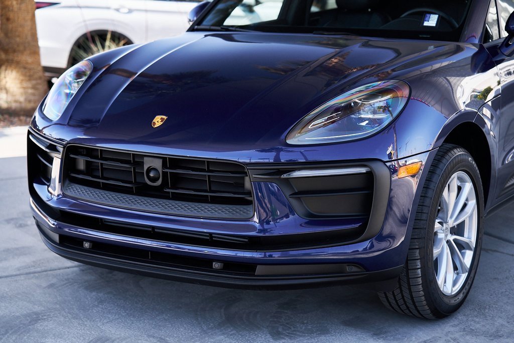 Used 2024 Porsche Macan image 5