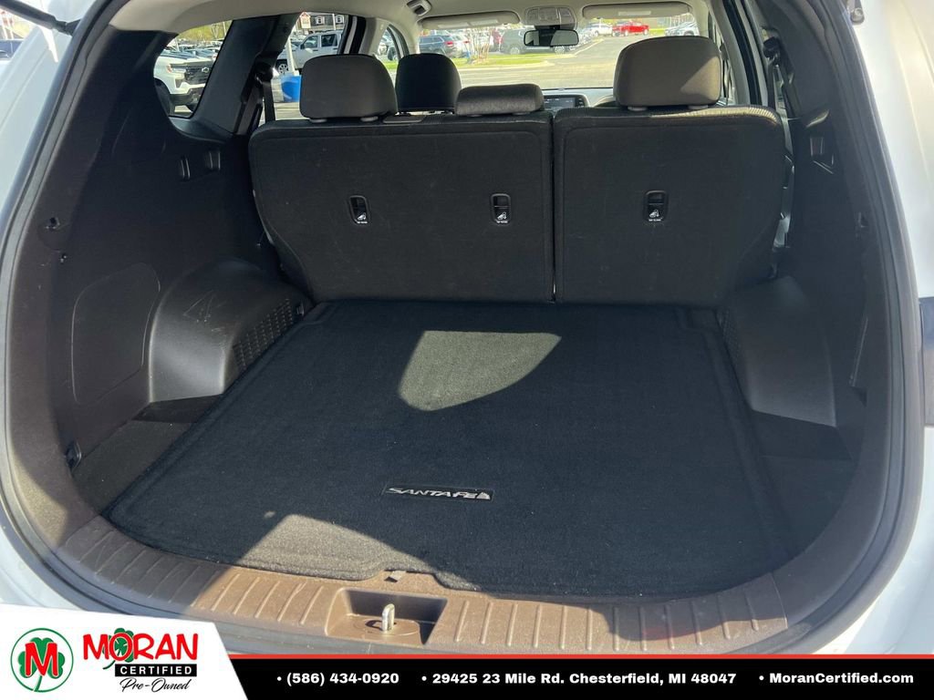 Used 2020 Hyundai Santa Fe SE w/ Cargo Package AWD/4WD image 12