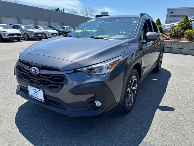 Used 2024 Subaru Crosstrek 2.0i Premium AWD/4WD image 3