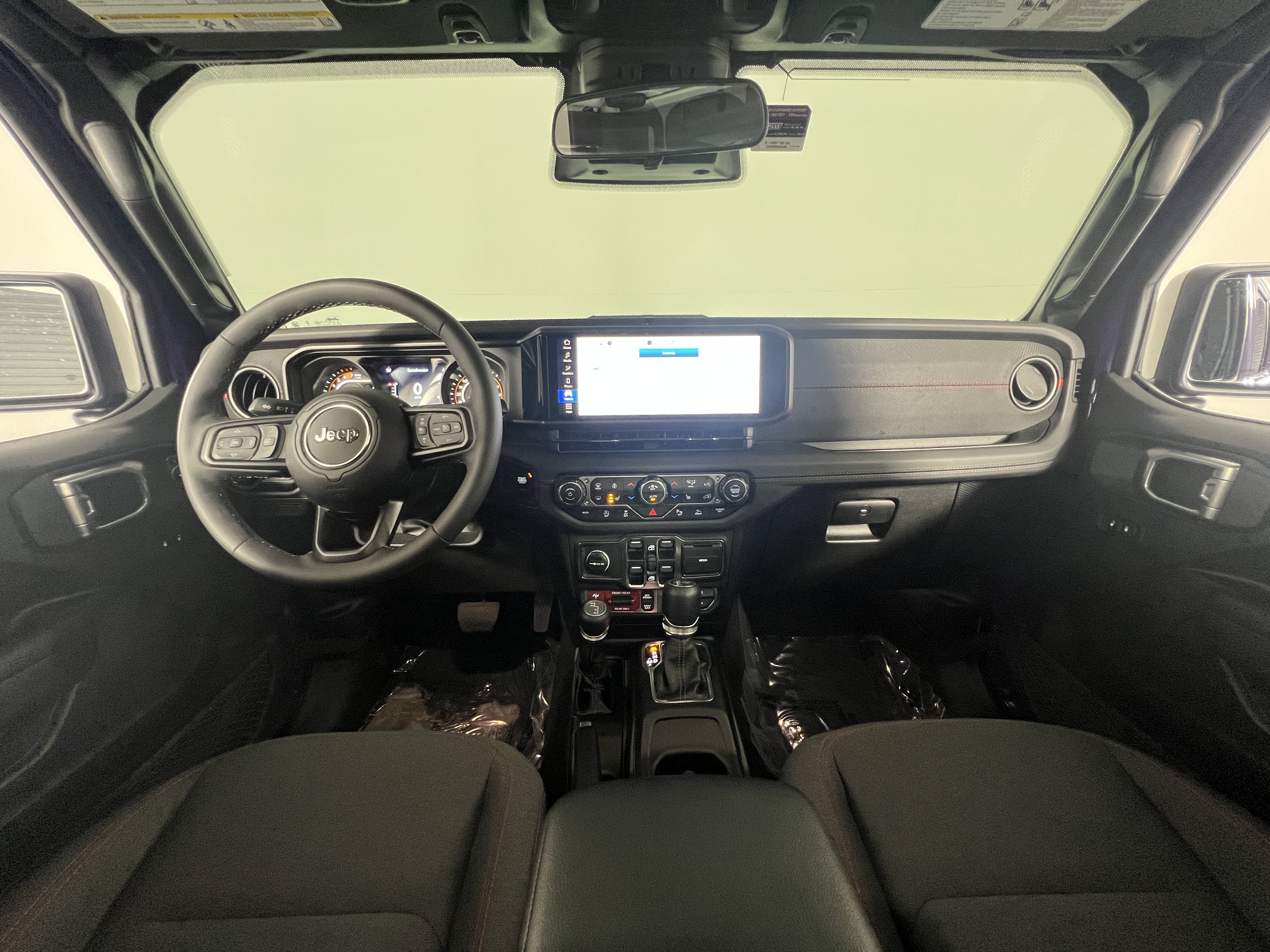 Used 2026 Jeep Wrangler Unlimited Rubicon w/ Safety Group AWD/4WD image 5