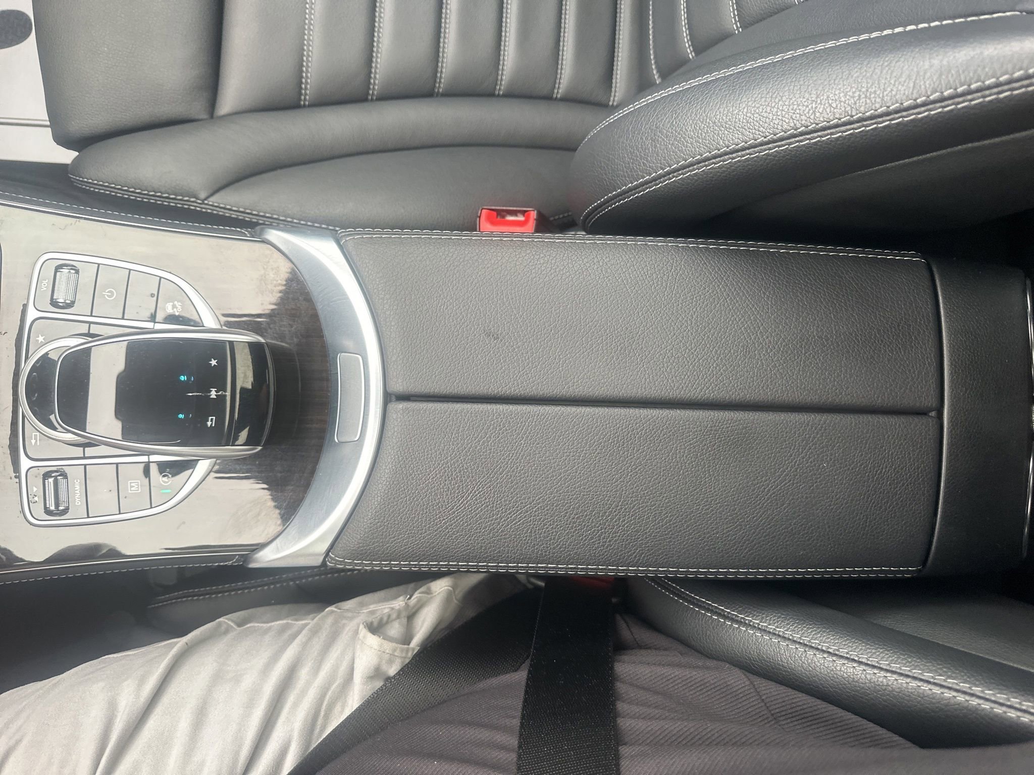 Used 2018 Mercedes-Benz GLC 300 4MATIC Coupe image 39