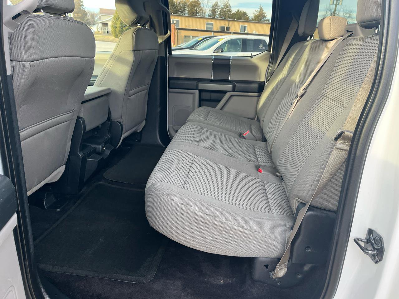 Used 2017 Ford F150 XLT image 14