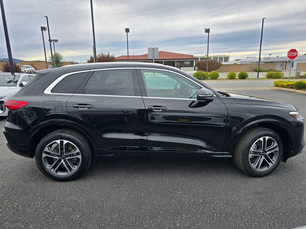 Used 2025 Audi Q5 Premium Plus AWD/4WD image 38