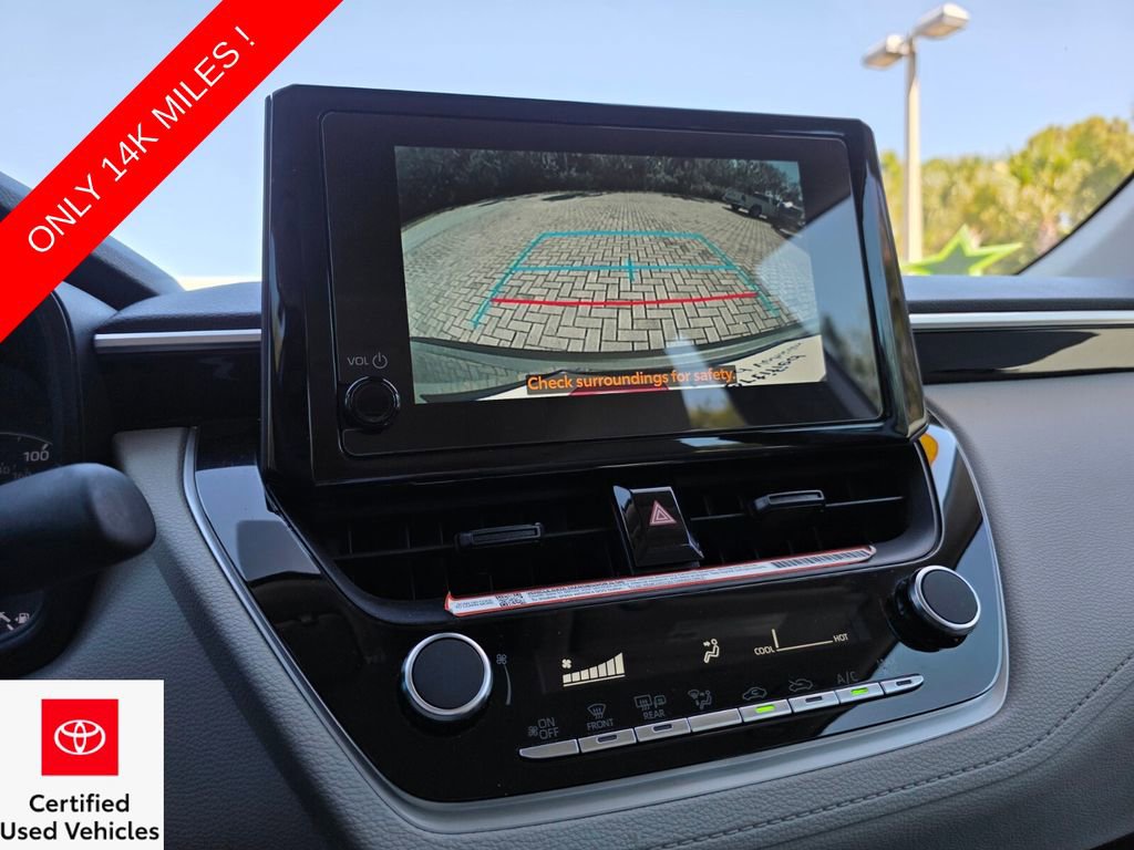 Used 2025 Toyota Corolla Cross L image 33