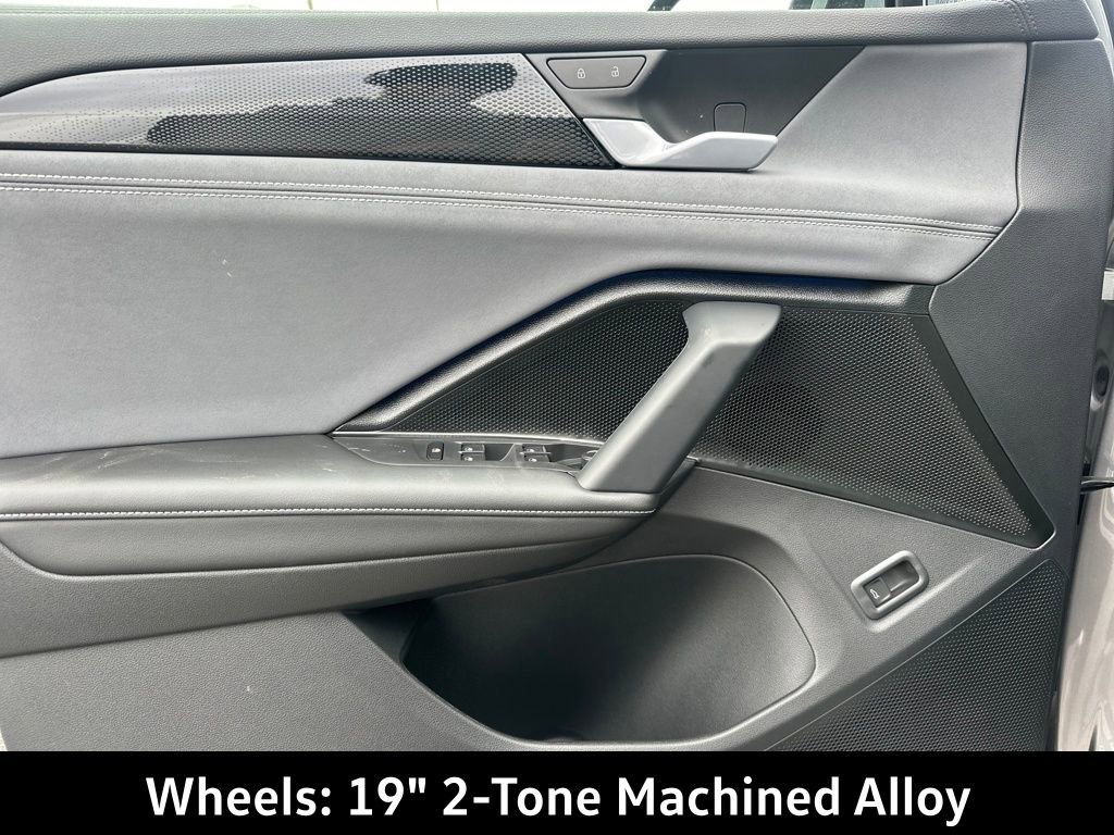 New 2026 Volkswagen Tiguan SE AWD/4WD image 14
