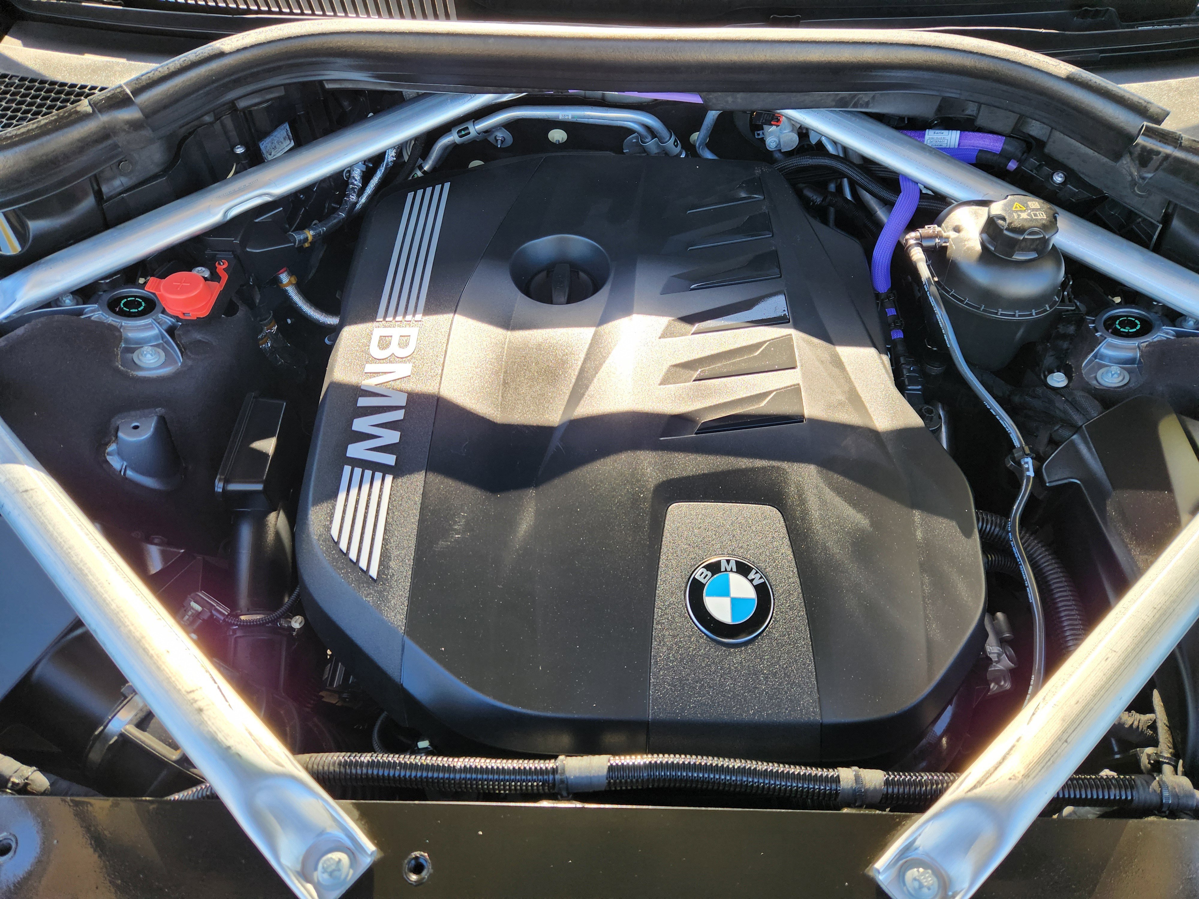 Used 2024 BMW X7 xDrive40i w/ Premium Package image 30