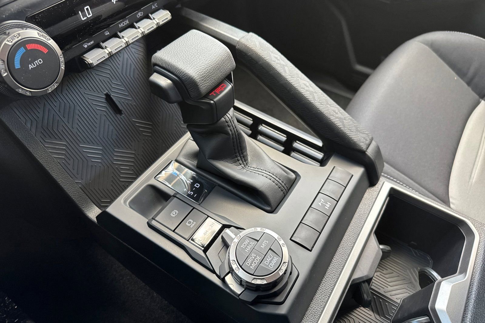 New 2026 Toyota Tacoma TRD Off-Road AWD/4WD image 24