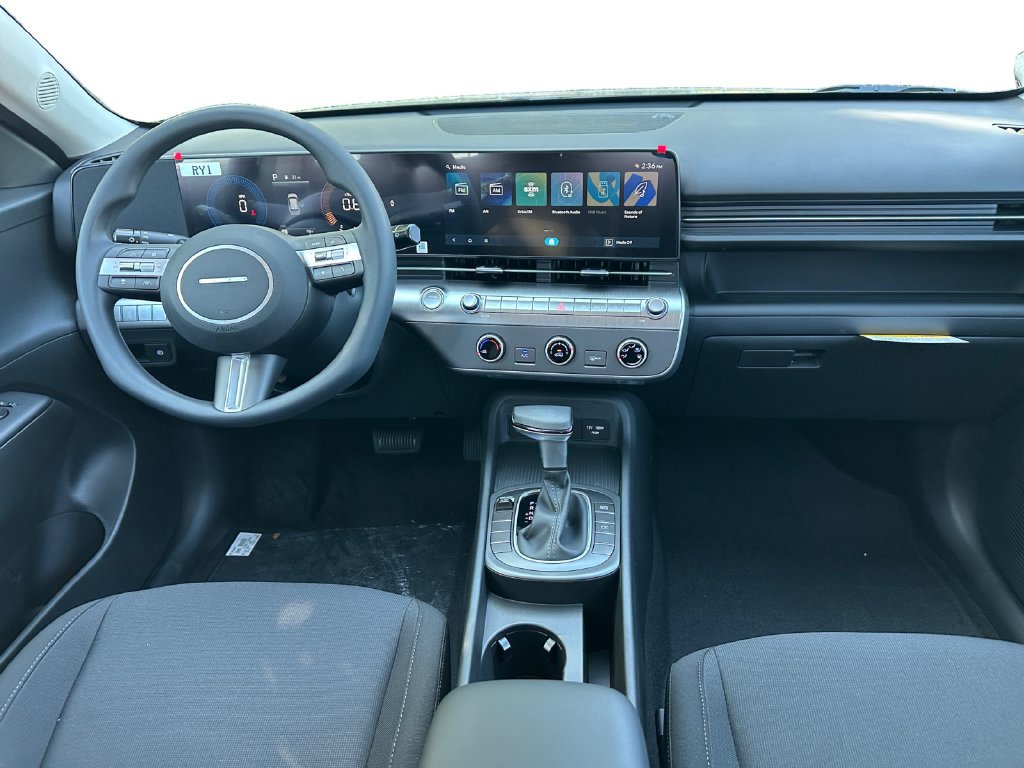 New 2027 Hyundai Kona SE FWD image 21