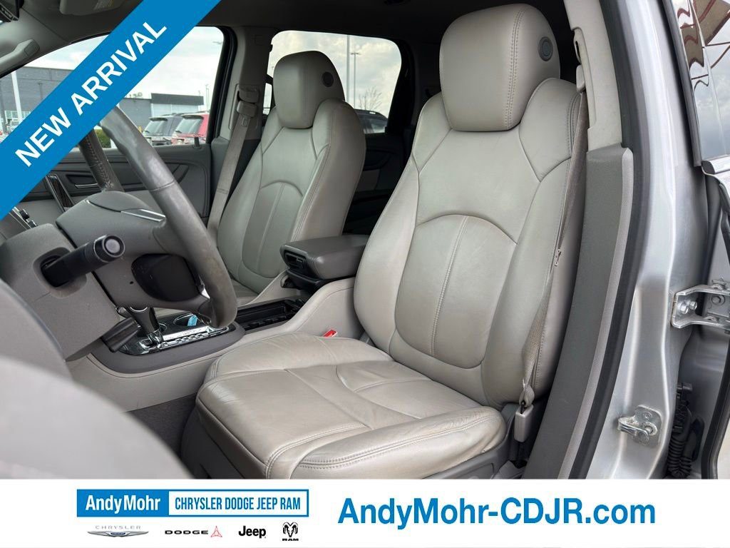 Used 2015 GMC Acadia SLT image 11