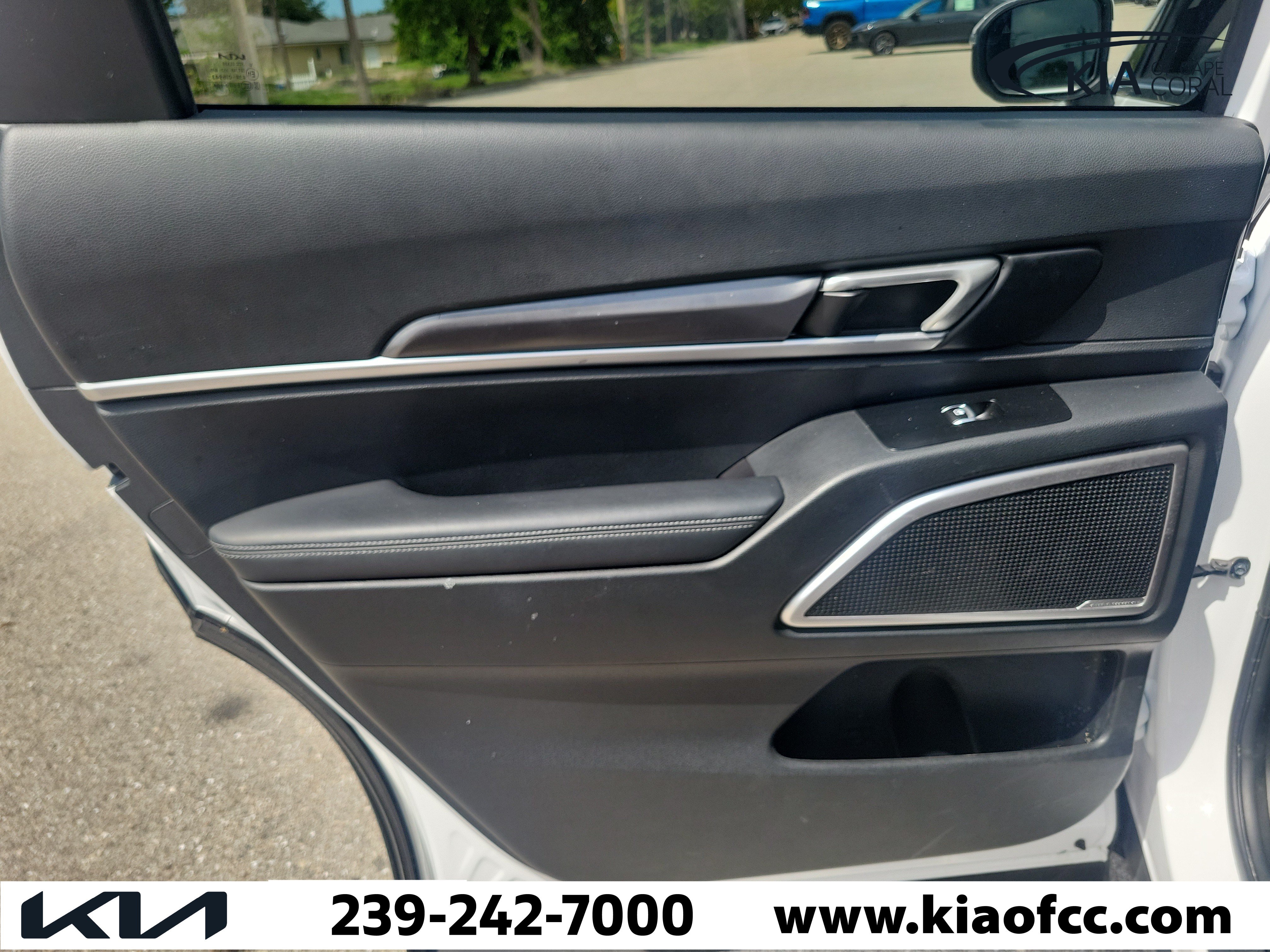 Certified 2025 Kia Telluride S AWD/4WD image 12