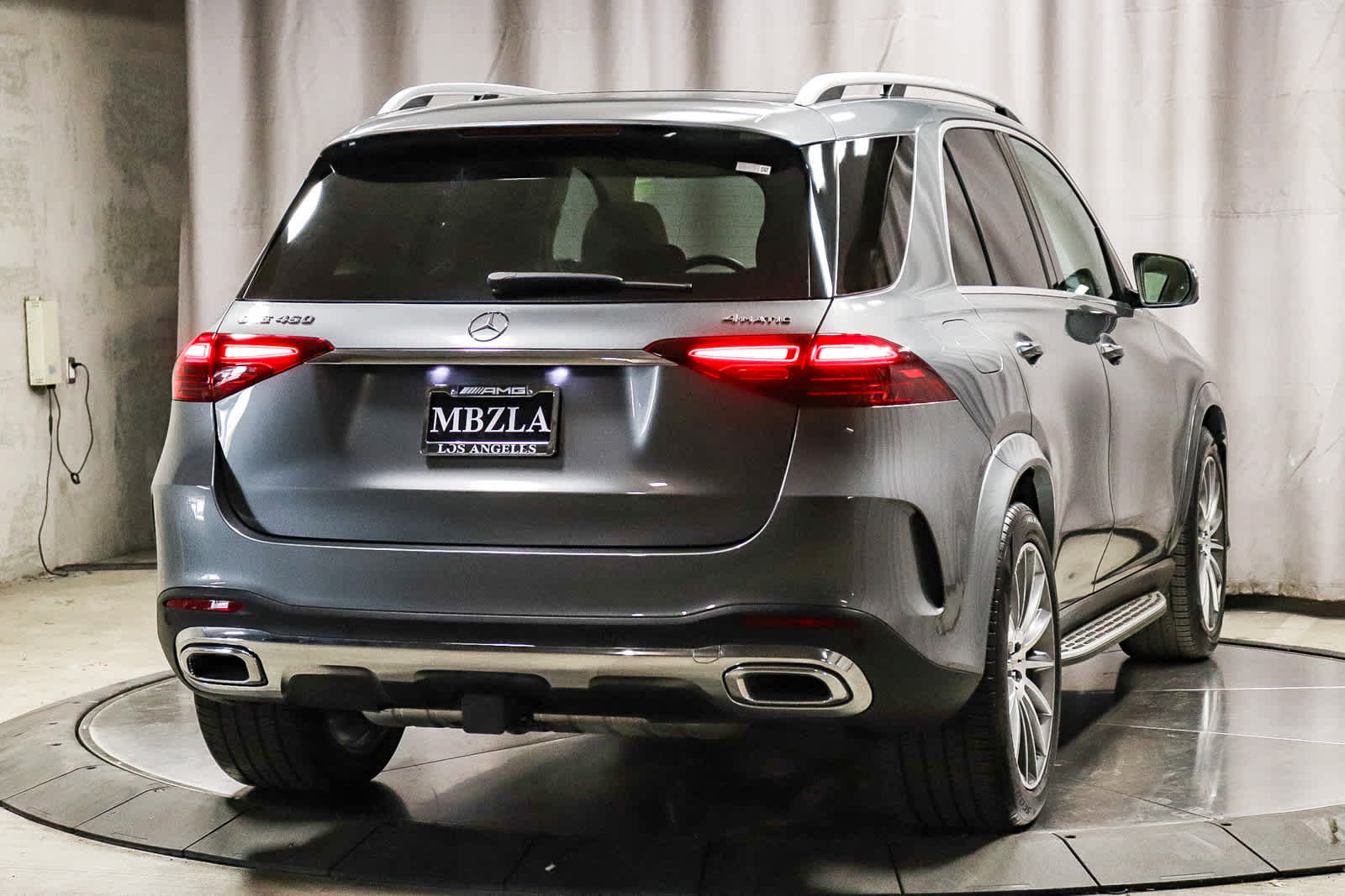 Used 2026 Mercedes-Benz GLE 450 4MATIC image 4