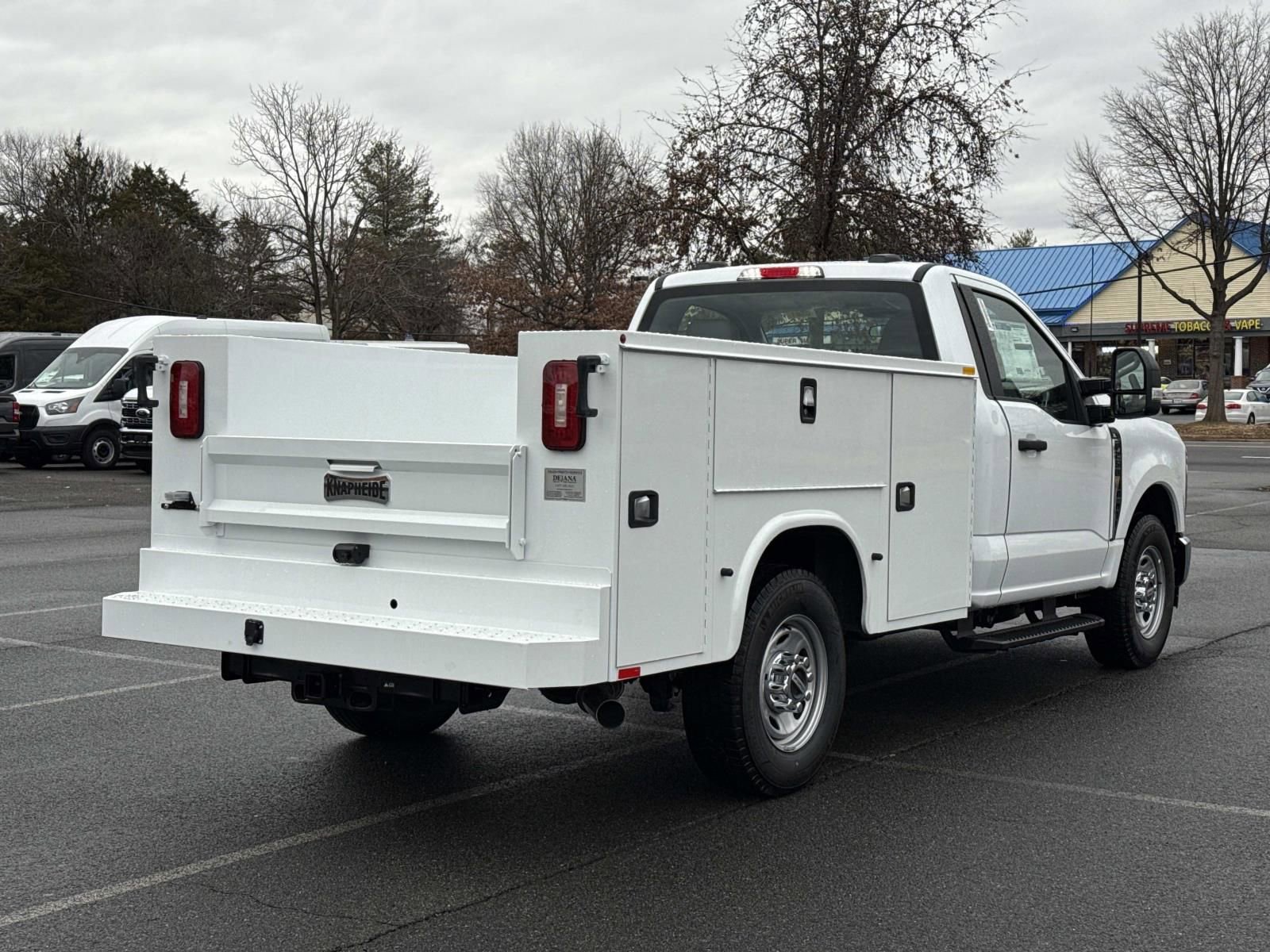 New 2026 Ford F250 XL w/ XL Chrome Package image 3