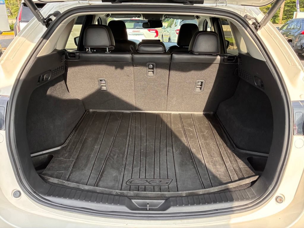 Used 2023 MAZDA CX-5 AWD 2.5 S w/ Premium Package image 12