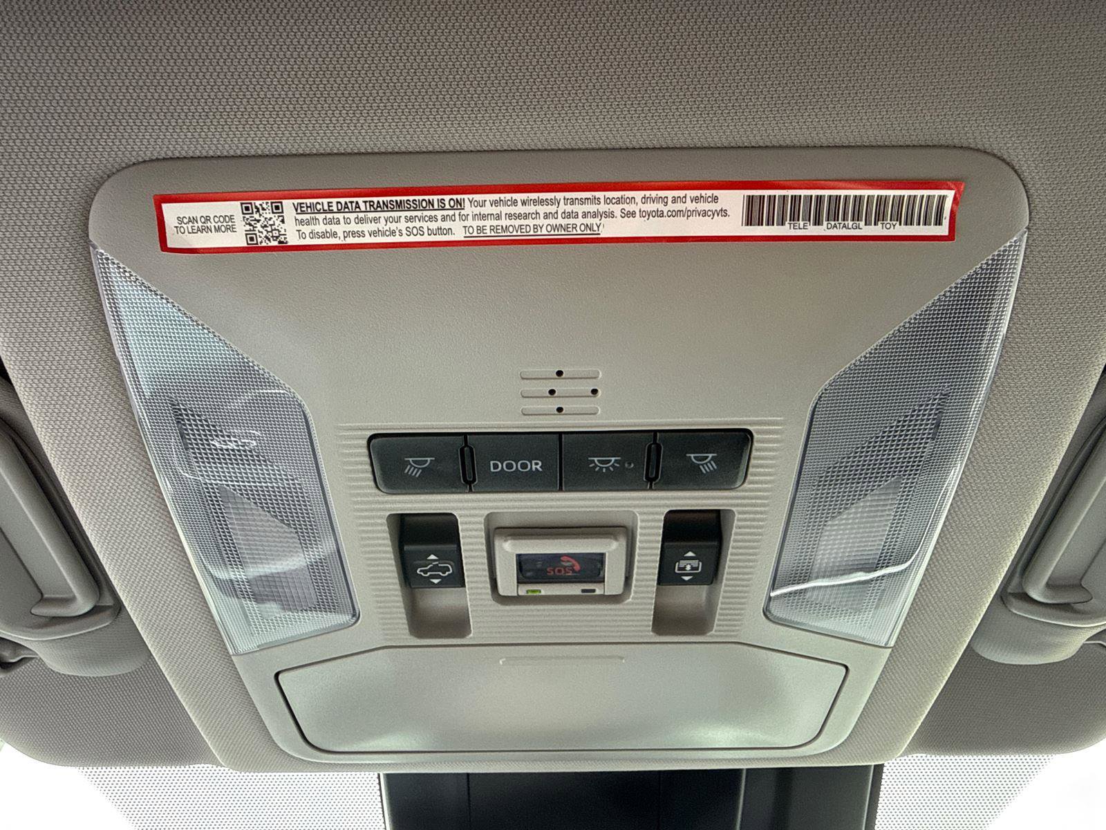 Used 2025 Toyota RAV4 Limited AWD/4WD image 25