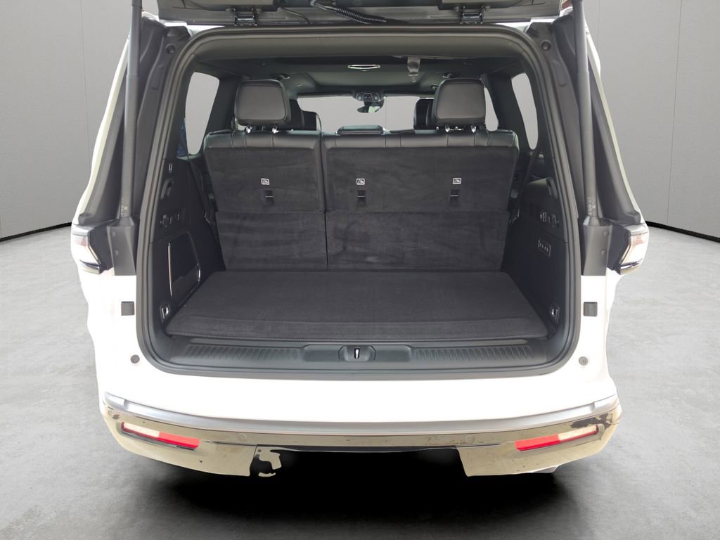 New 2026 Jeep Grand Wagoneer Limited w/ Premium Group II image 12