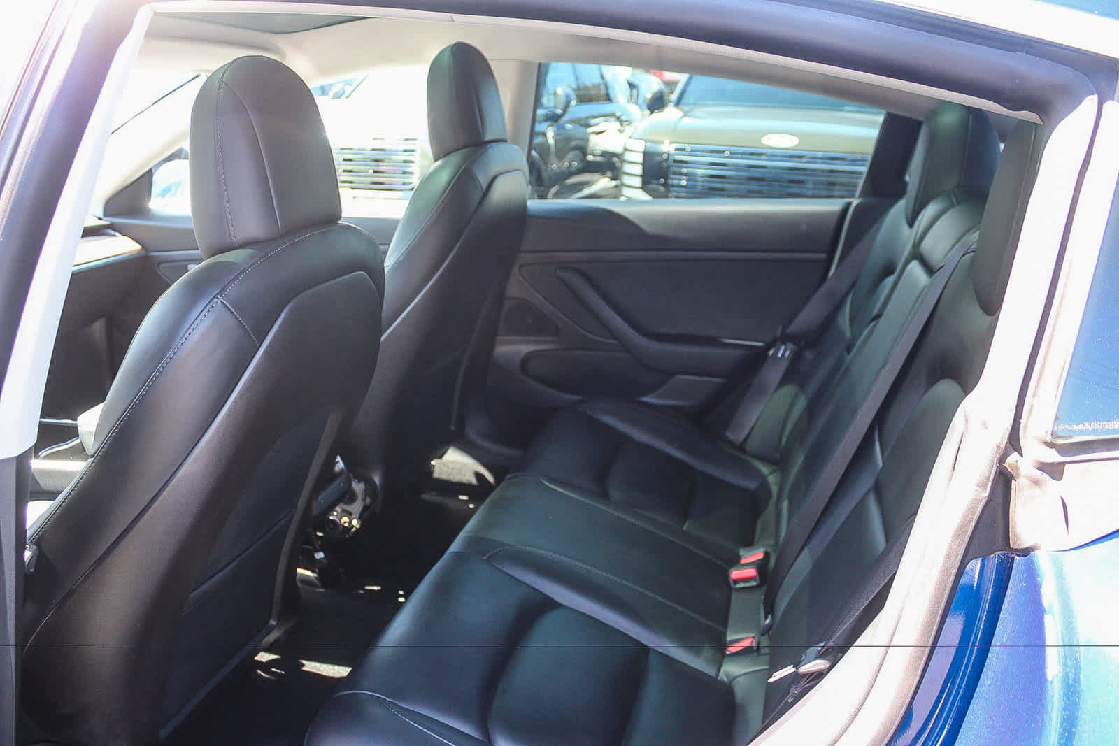 Used 2020 Tesla Model 3 Standard Range RWD image 23