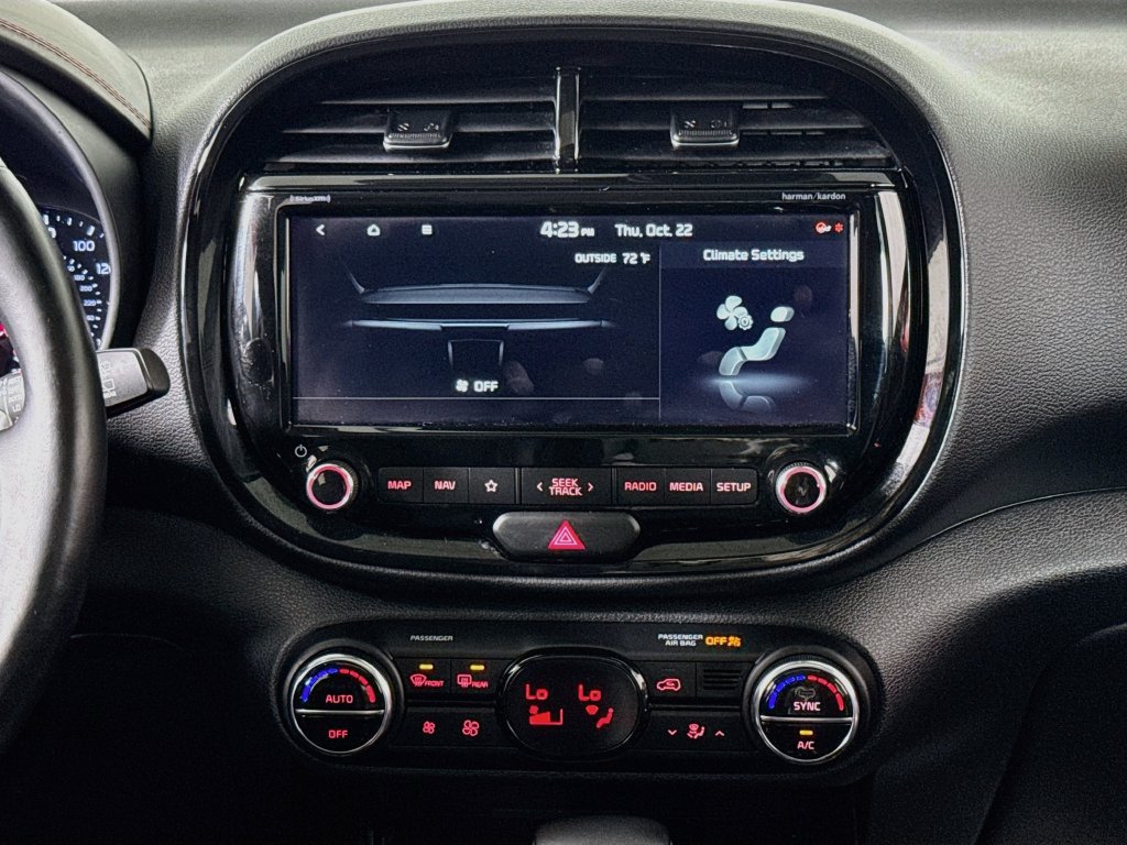 Used 2022 Kia Soul Turbo FWD image 16