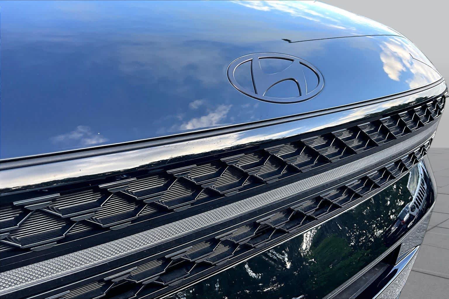 Used 2025 Hyundai Santa Fe Calligraphy AWD/4WD image 29