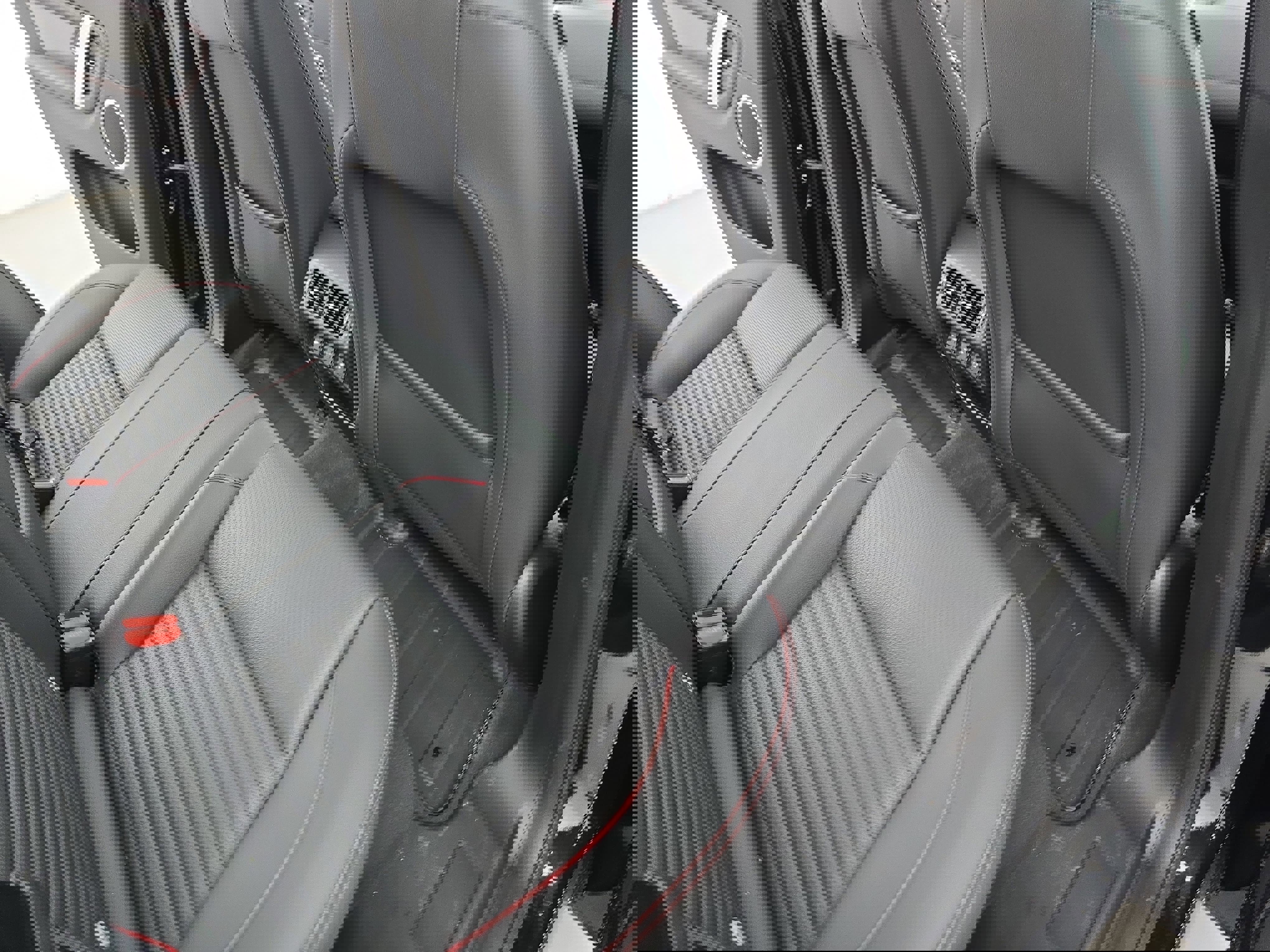 Certified 2023 Land Rover Discovery Sport S R-Dynamic image 11