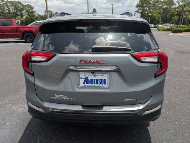 Used 2023 GMC Terrain AT4 image 4