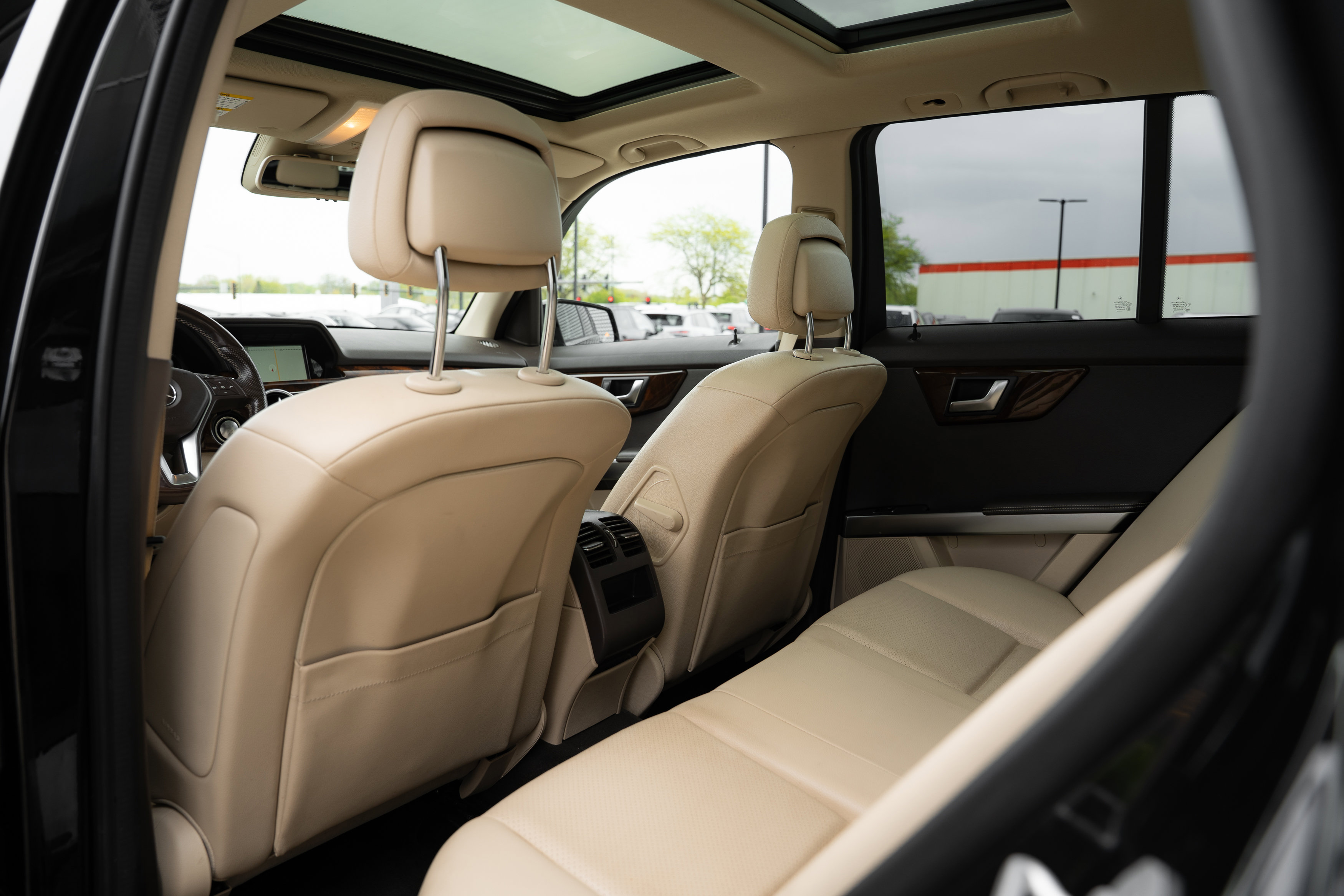 Used 2015 Mercedes-Benz GLK 350 4MATIC image 24