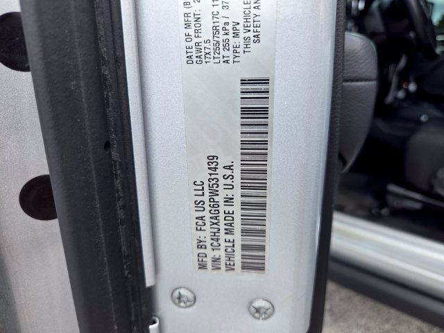 Used 2023 Jeep Wrangler Sport AWD/4WD image 20