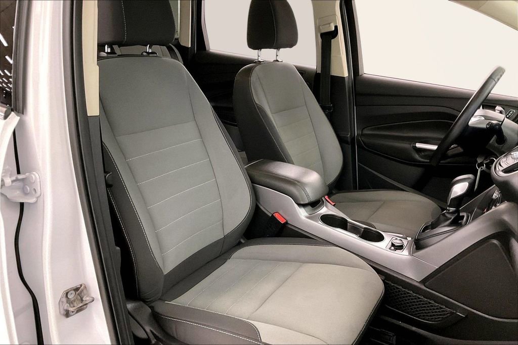 Used 2016 Ford Escape SE w/ Equipment Group 201A image 24