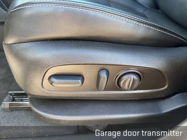 Used 2023 GMC Terrain SLT image 35