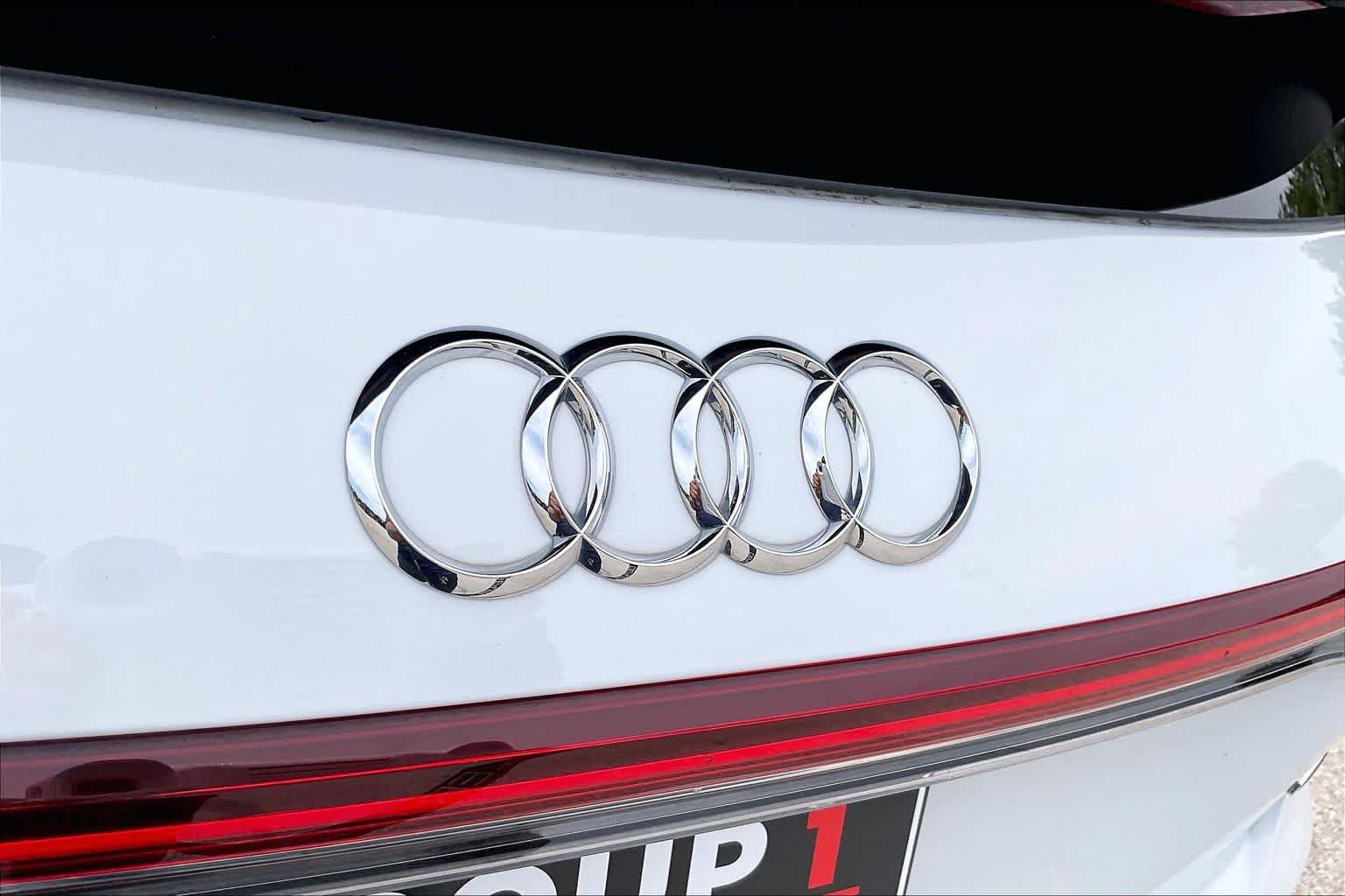 Used 2024 Audi Q4 e-tron Premium Plus AWD/4WD image 30