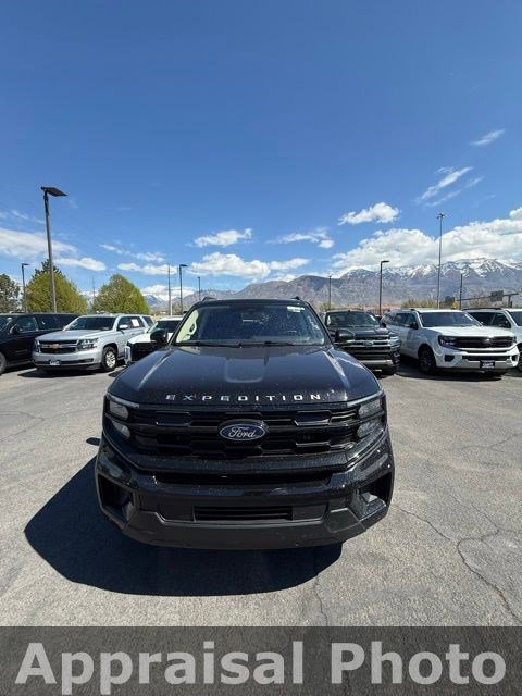 Used 2025 Ford Expedition Max Active image 2
