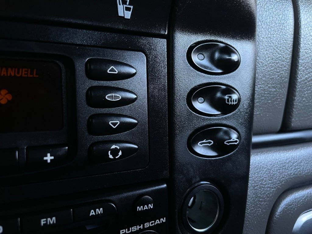 Used 2003 Porsche Boxster S image 26