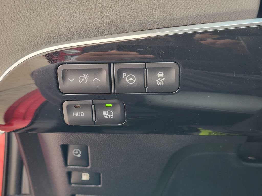 Used 2017 Toyota Prius Prime Advanced FWD image 20