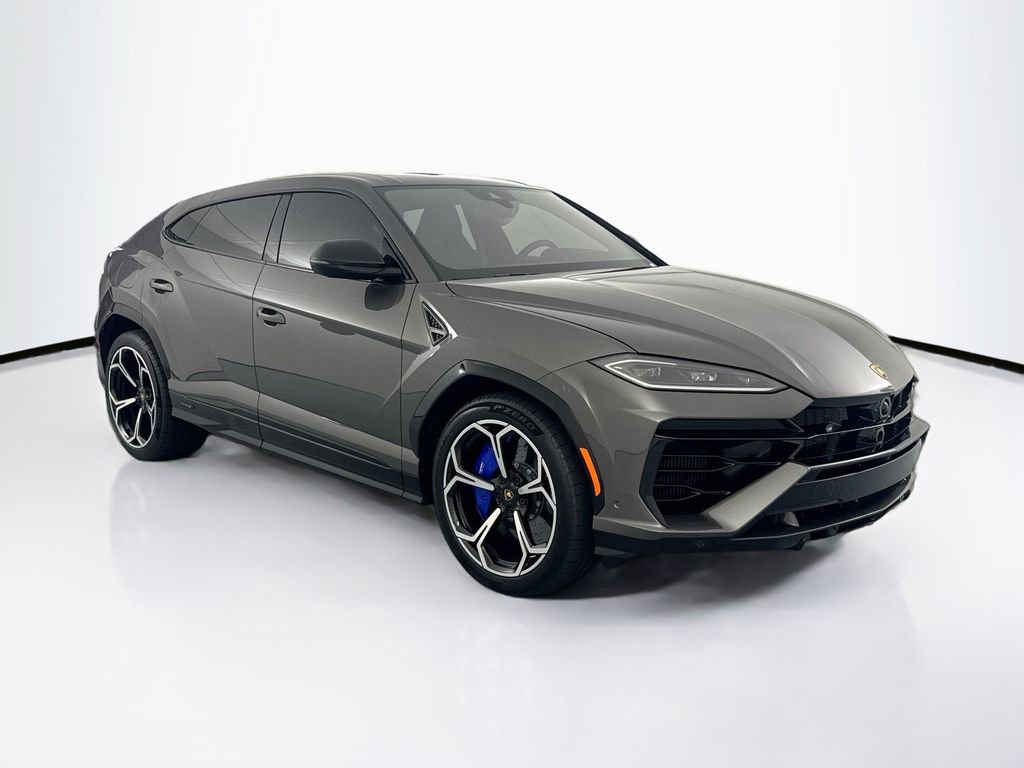 Used 2025 Lamborghini Urus SE image 3