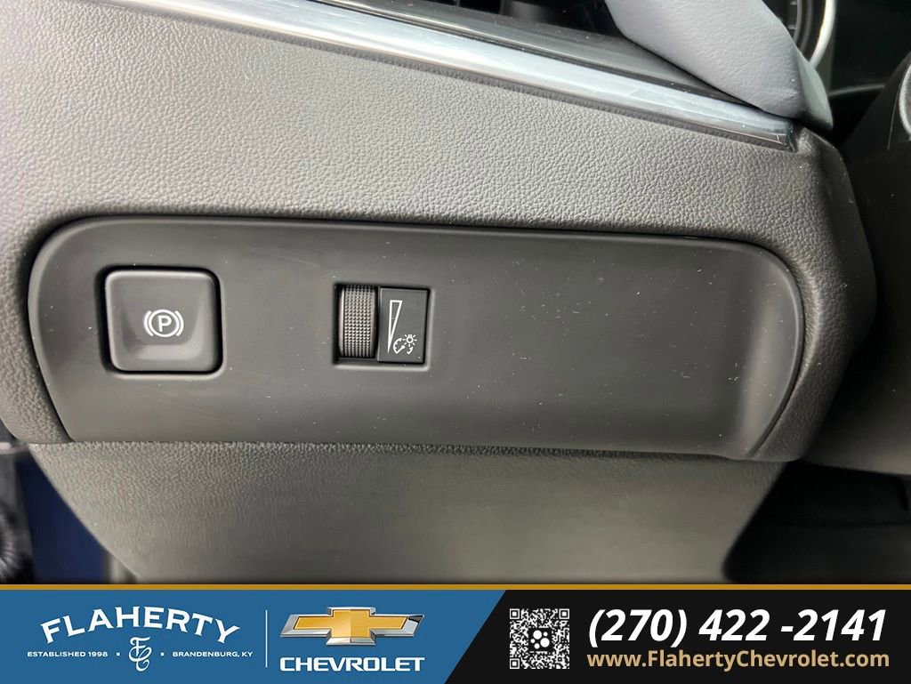Used 2024 Buick Enclave Essence w/ Trailering Package, 5000 lbs. FWD image 23