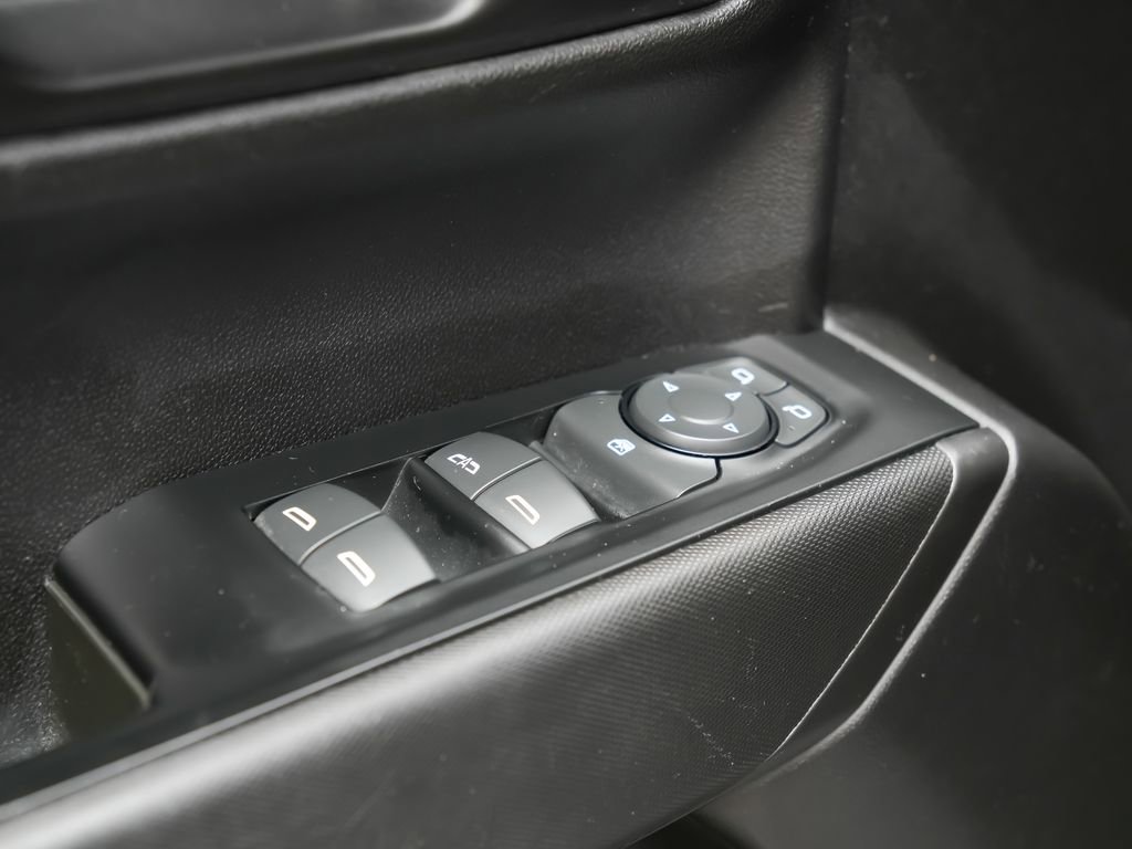 Used 2019 Chevrolet Silverado 1500 Custom Trail Boss w/ Custom Convenience Package AWD/4WD image 19