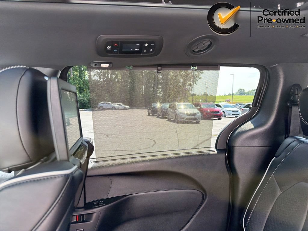 Certified 2023 Chrysler Pacifica Limited w/ Uconnect Theater Family Group AWD/4WD image 54