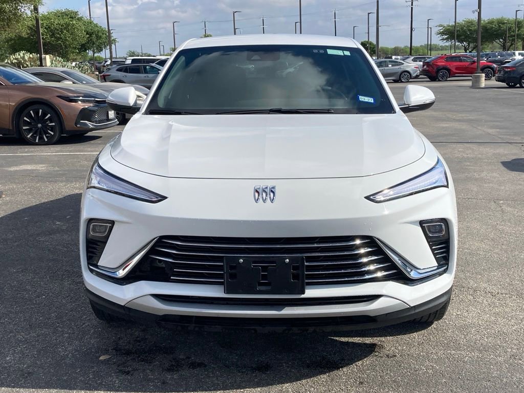 Used 2025 Buick Envista Preferred image 2