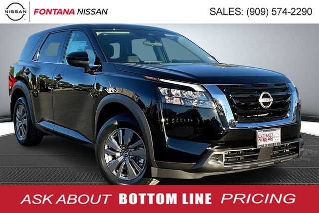 New 2025 Nissan Pathfinder S
