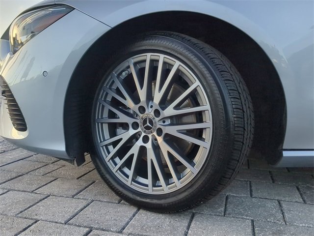 Used 2025 Mercedes-Benz CLA 250 image 32