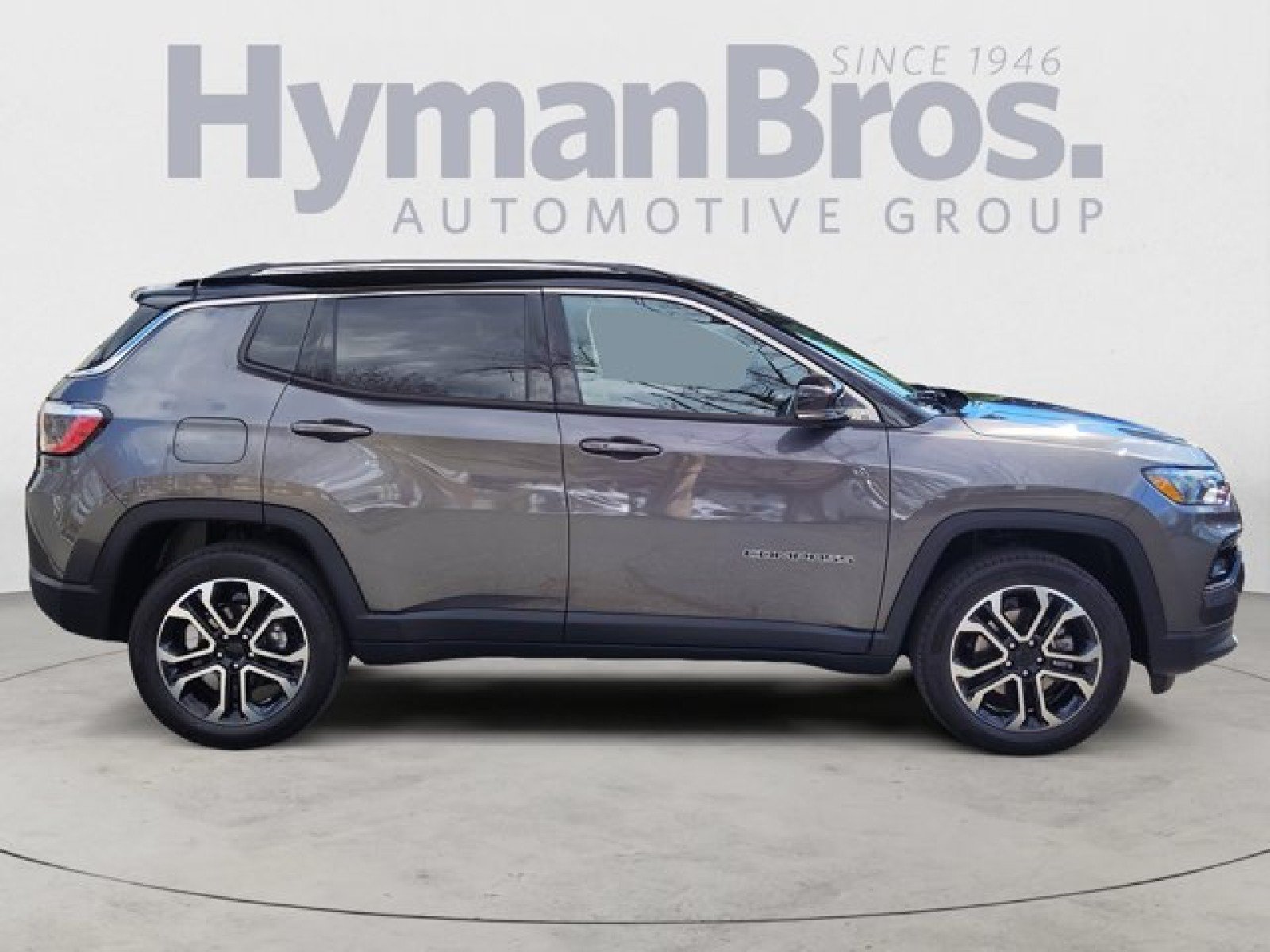 Used 2022 Jeep Compass Limited AWD/4WD image 2