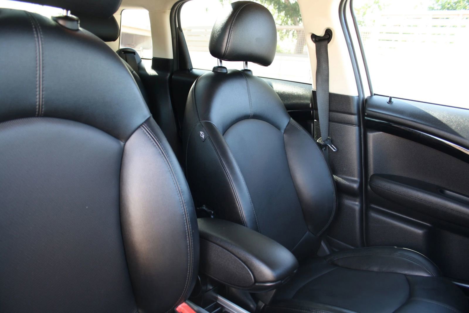 Used 2015 MINI Cooper Countryman S FWD image 8