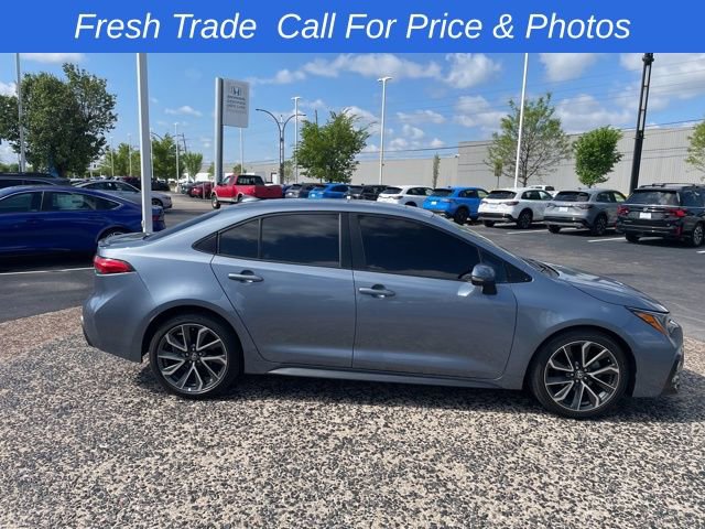 Used 2020 Toyota Corolla XSE FWD image 5