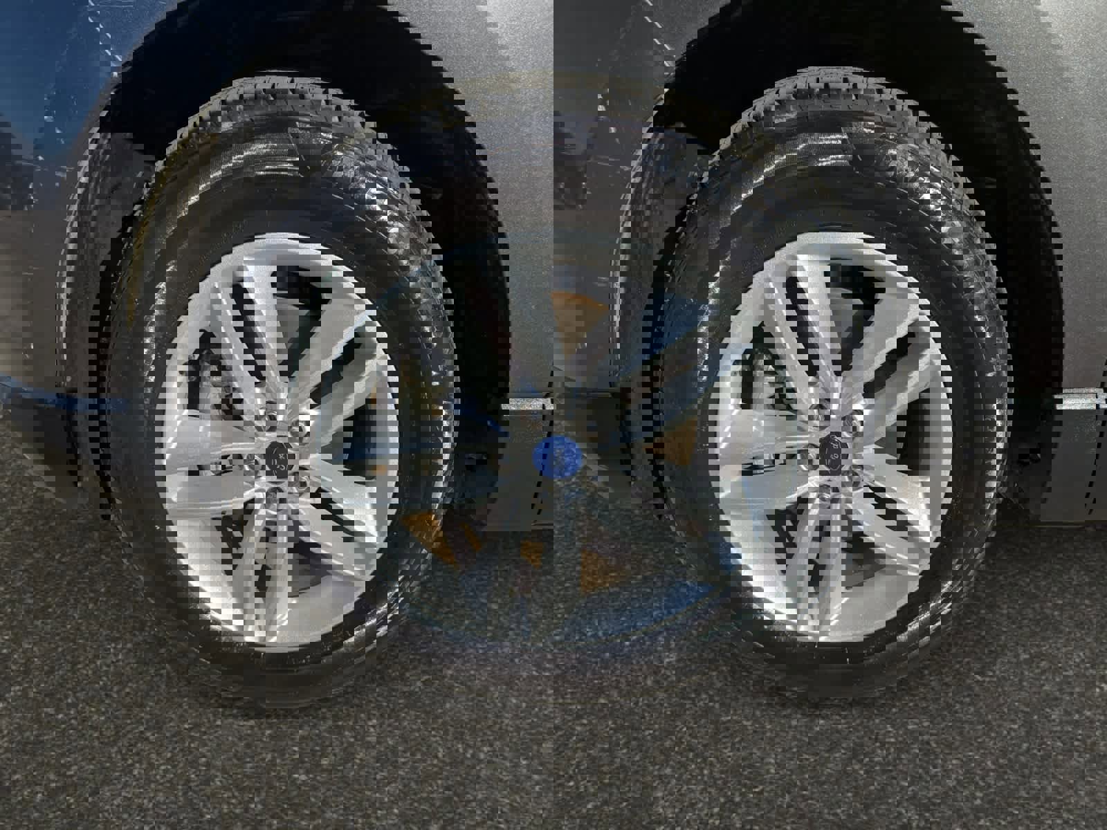 Used 2018 Ford Edge SEL w/ Equipment Group 201A image 14