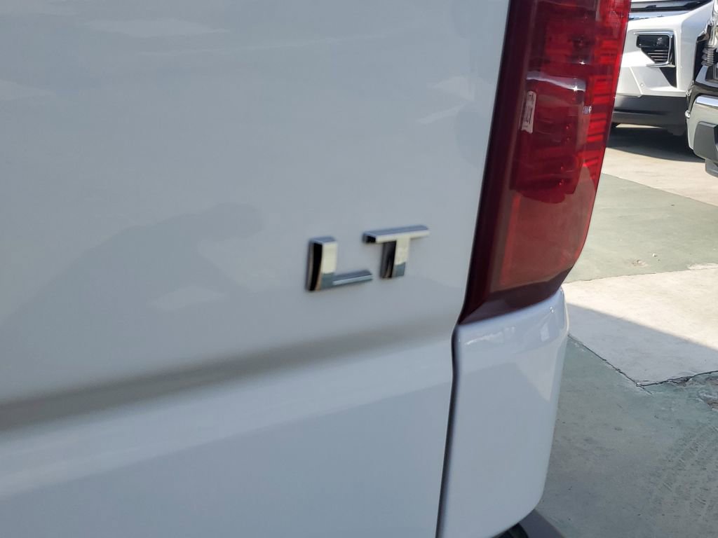 Used 2025 Chevrolet Silverado 1500 LT image 8
