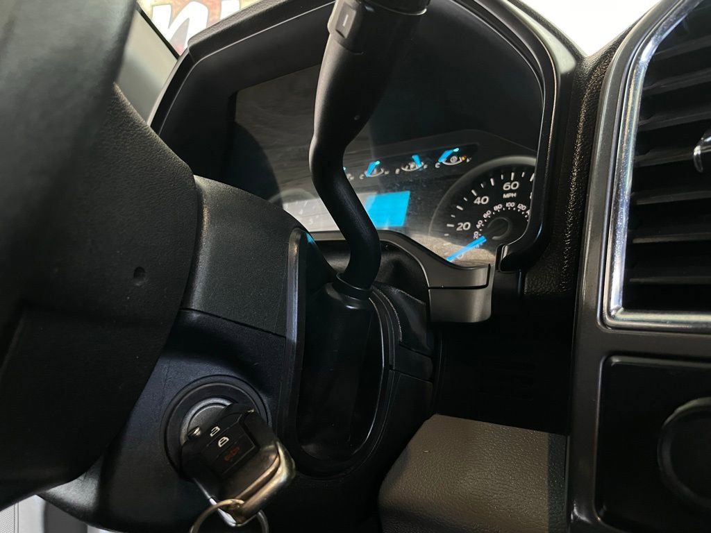 Used 2016 Ford F150 XLT AWD/4WD image 25