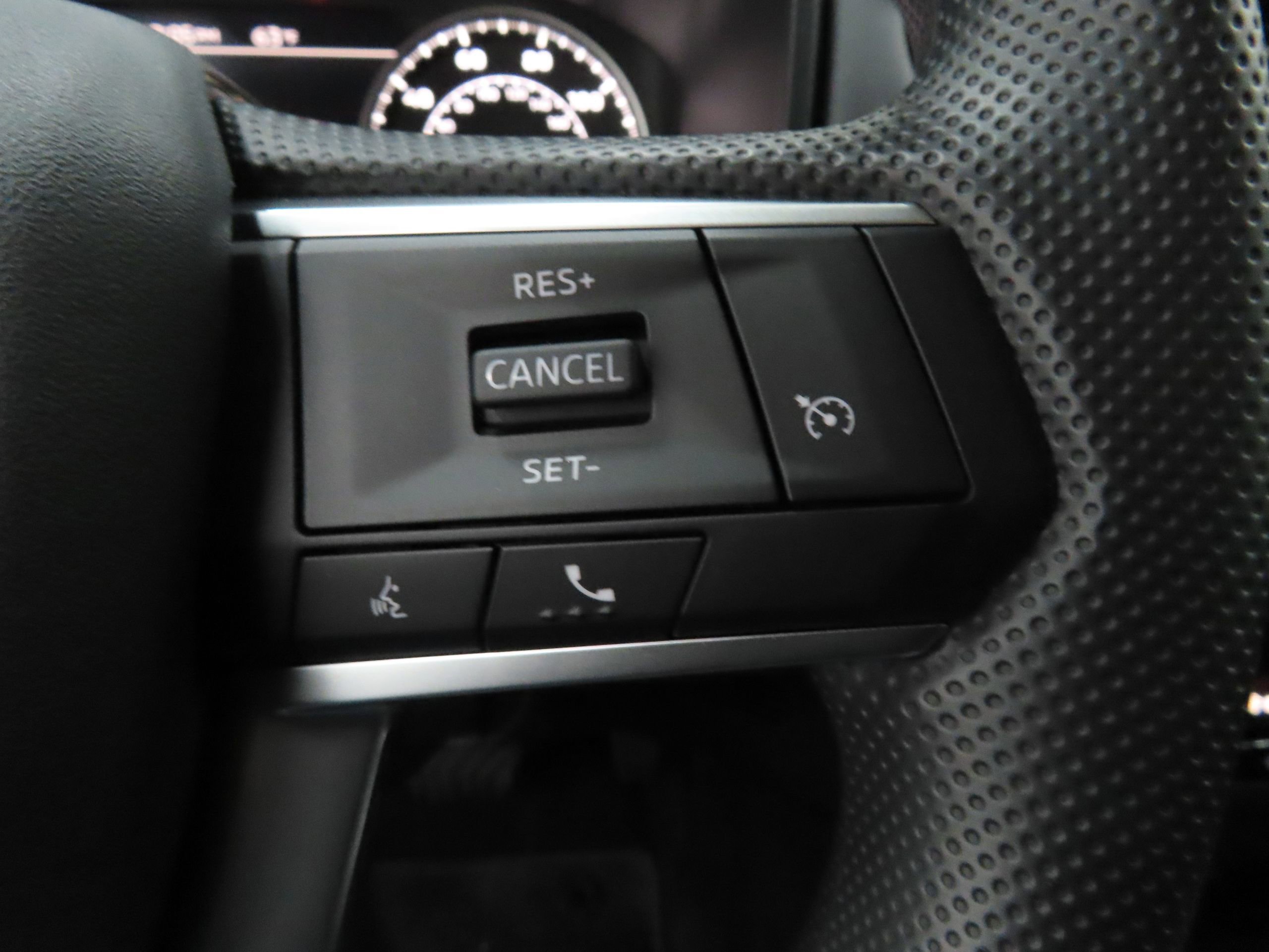 New 2026 Mitsubishi Outlander ES image 13