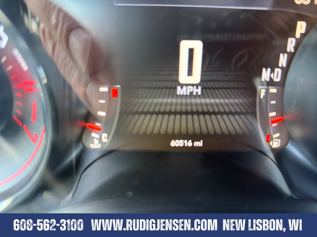 Used 2017 Dodge Challenger R/T w/ Driver Convenience Group RWD image 16