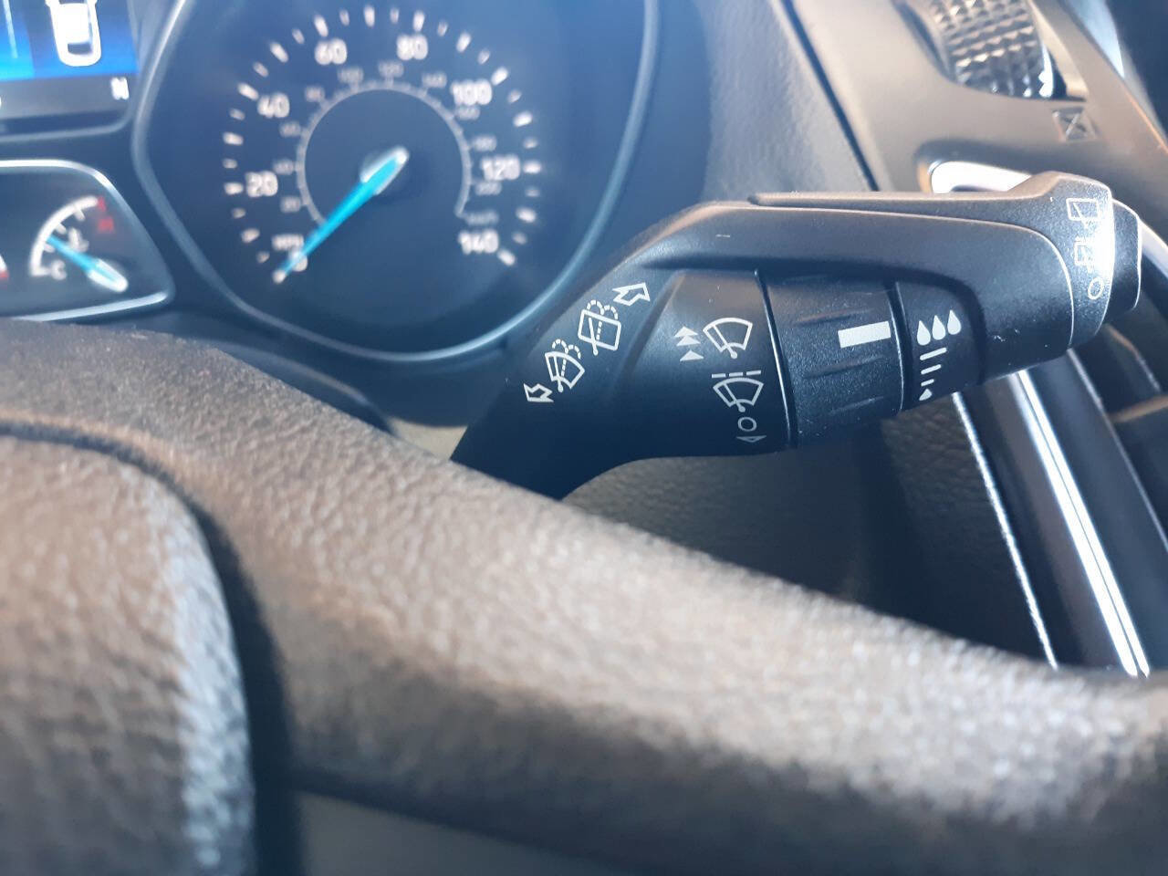 Used 2018 Ford Focus SEL image 17