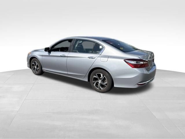 Used 2017 Honda Accord LX image 9