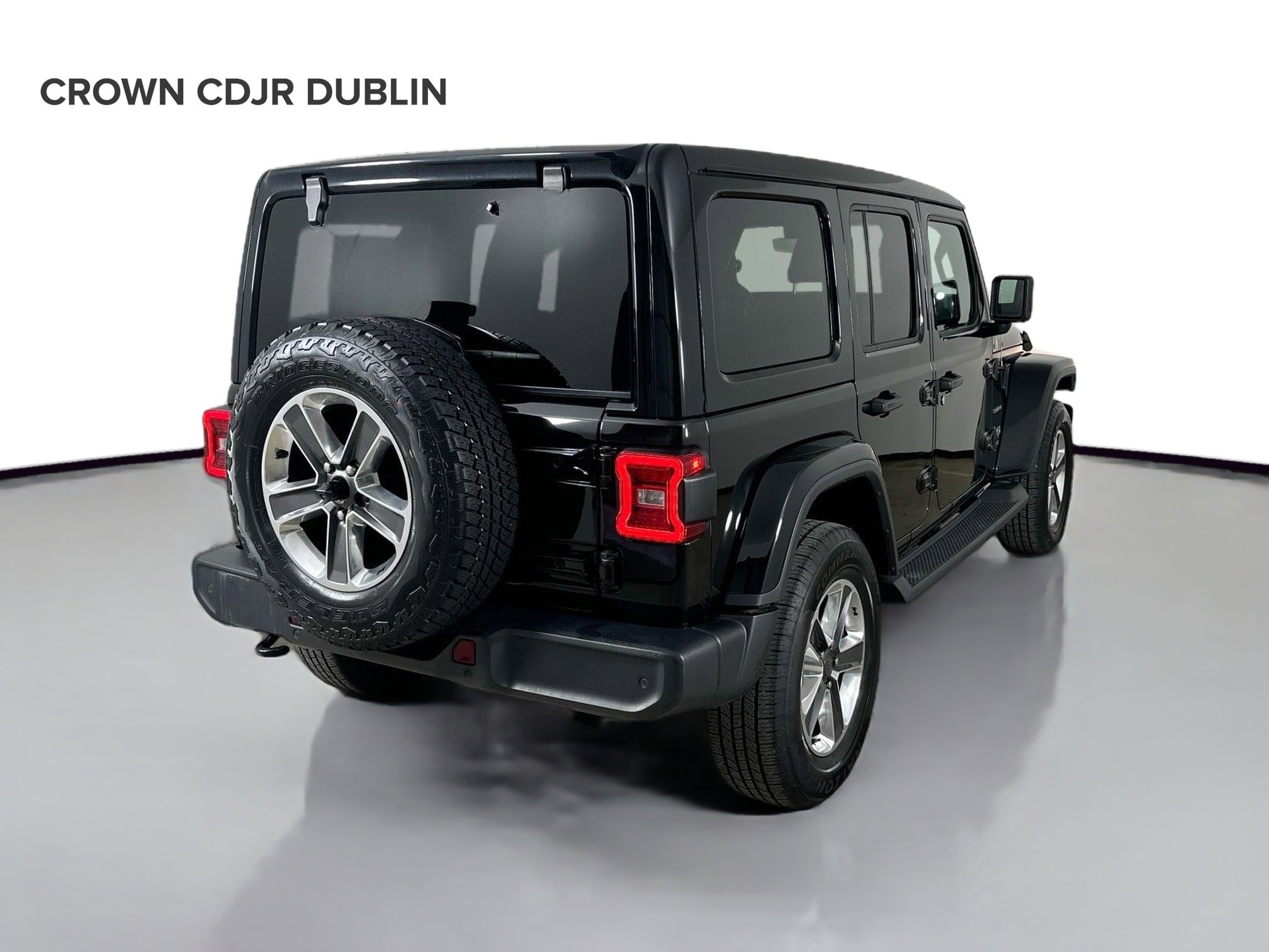 Used 2020 Jeep Wrangler Unlimited Sahara AWD/4WD image 6